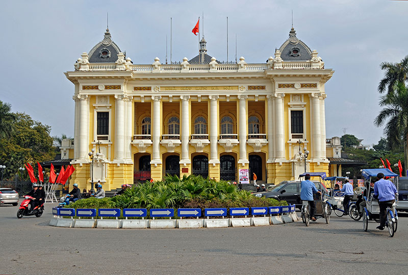 Nhà hát lớn Hà Nội theo lối tân cổ điển